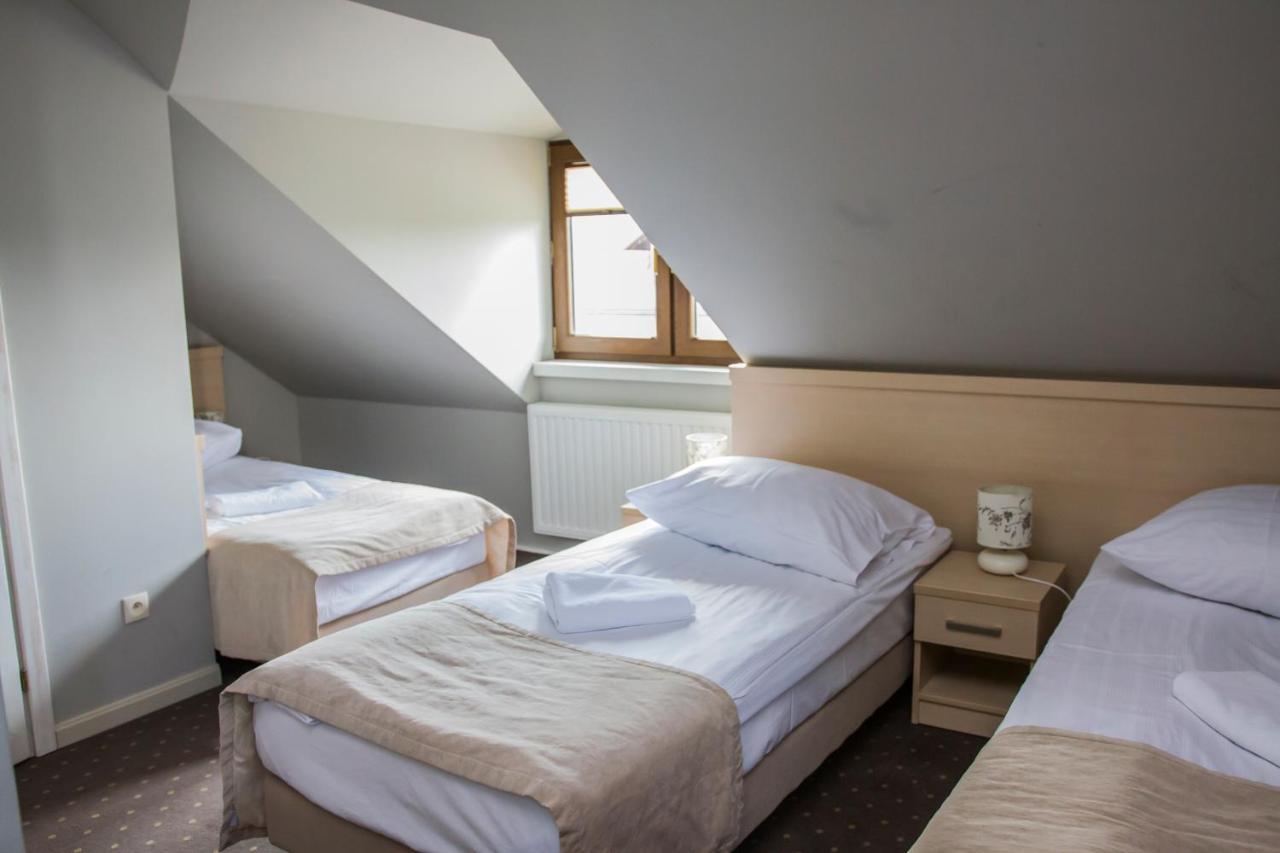 Dworek Jablonna Bed & Breakfast Lublin Eksteriør bilde